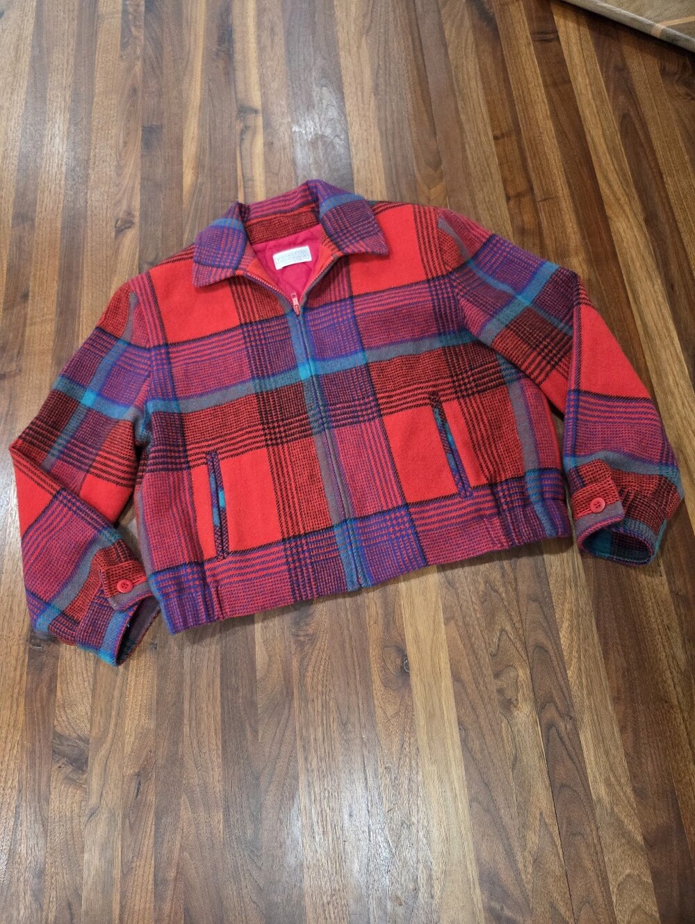 Vintage Pendleton Red Plaid Zip Jacket with Blue Accents and Quilted Lining Sm.